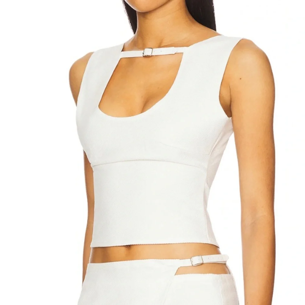 OW Collective Malene Top in White US 8 - Picture 3 of 6